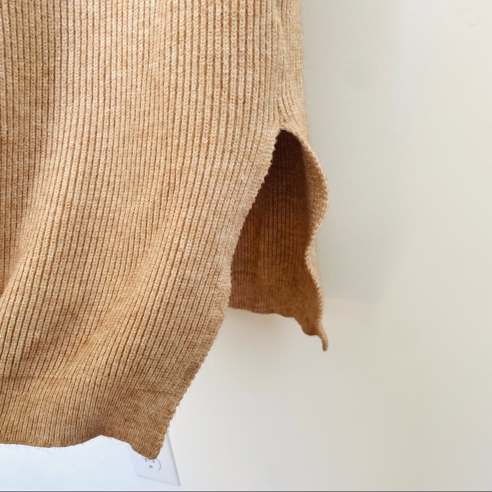 Buru Sadie Knit V-Neck Midi Dress - Picture 4 of 9